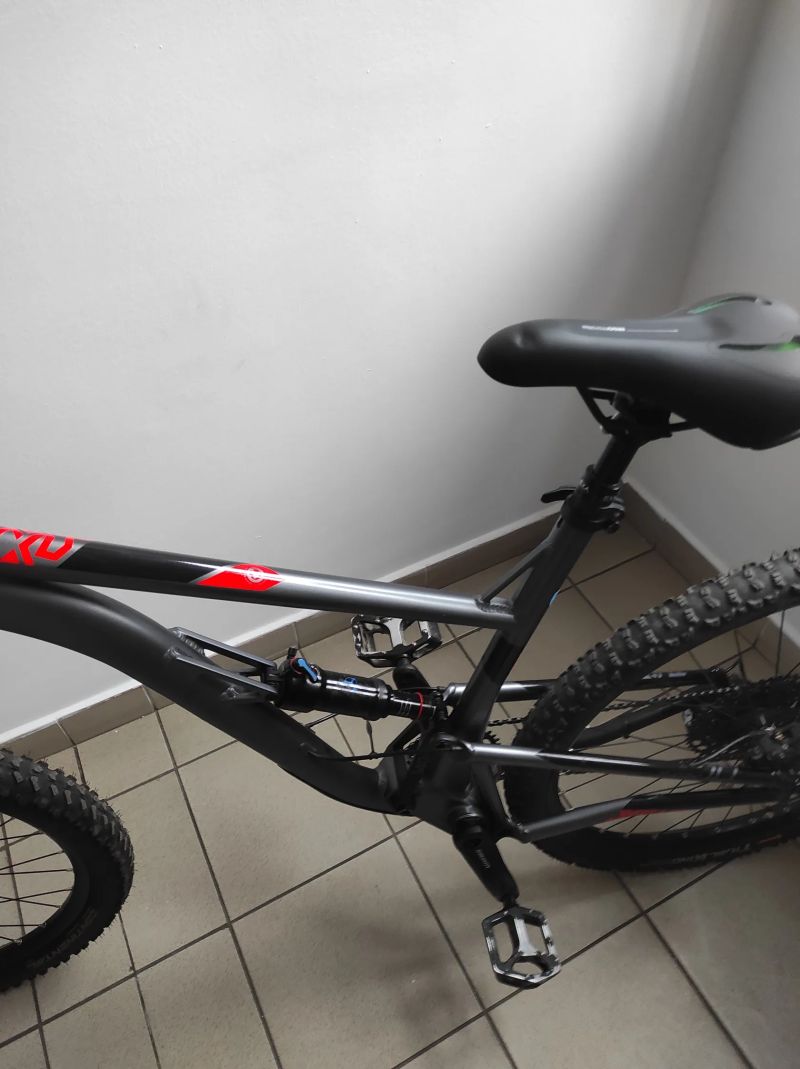 Celoodpružené kolo 29 Kellys Thorx 10 (L)