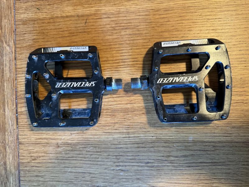 Specialized Bennies Platform Pedals