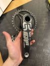E13 LG1 Race Carbon Cranks + střed