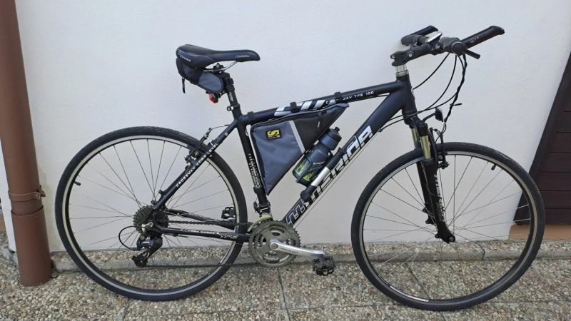 Trekingové kolo Merida