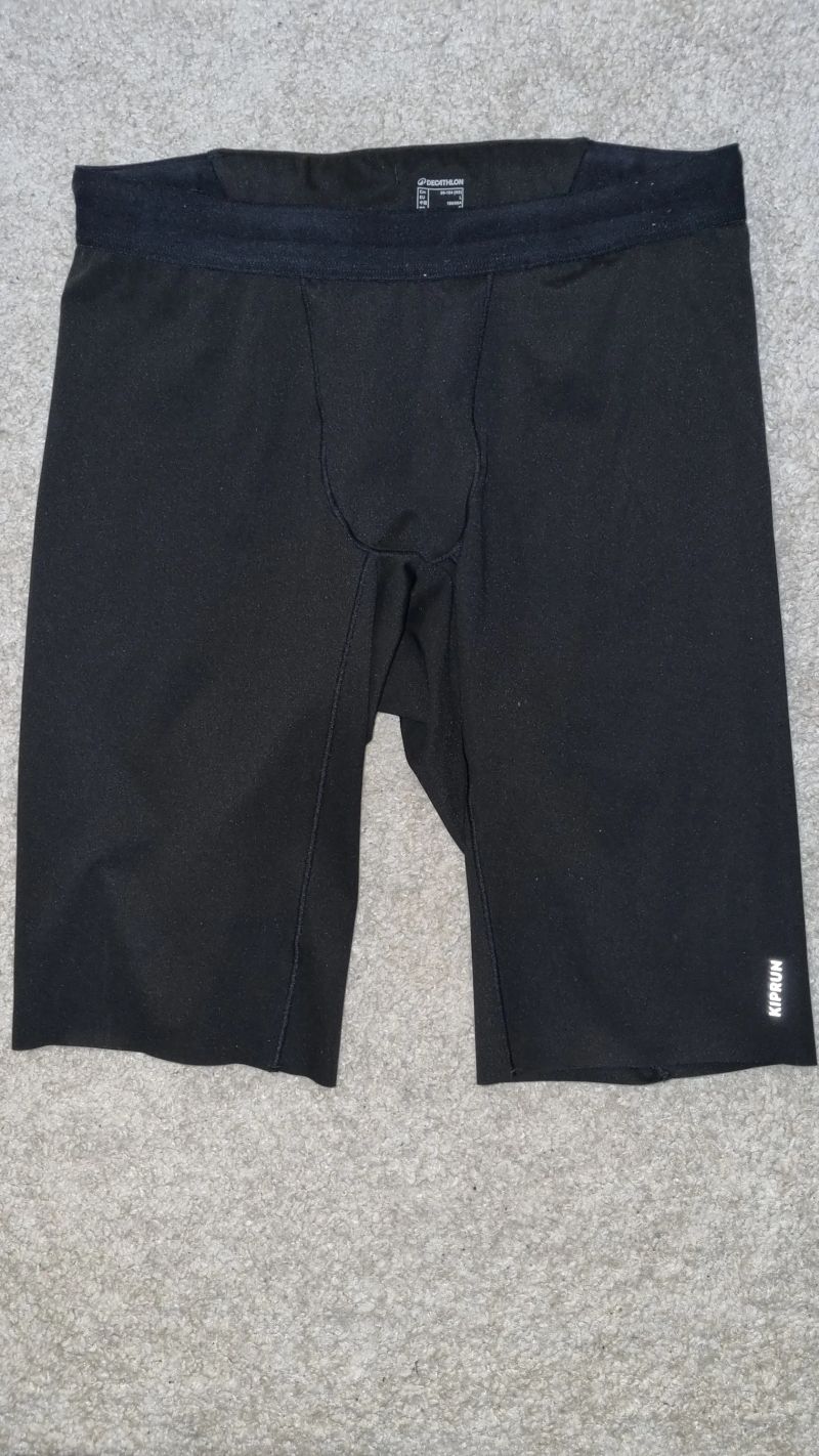 Nové pánske bezecke kratasy Kiprun vel: L