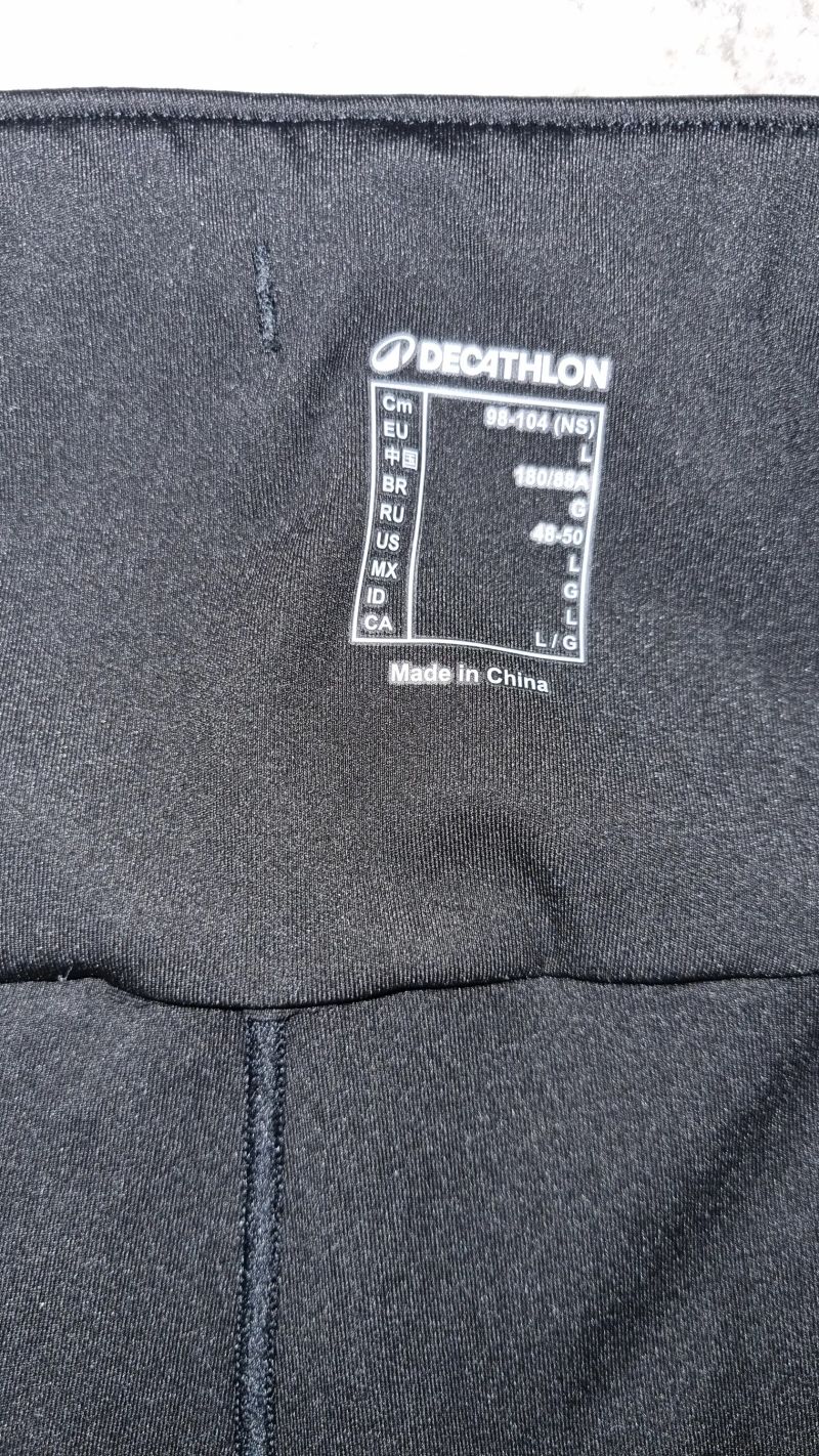 Nové pánske bezecke kratasy Kiprun vel: L