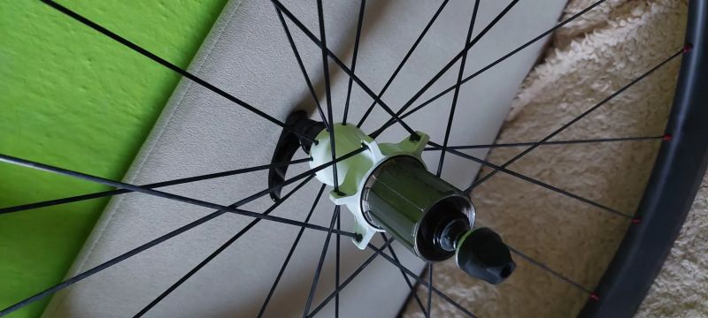 Karbonová klasická ráfková kola