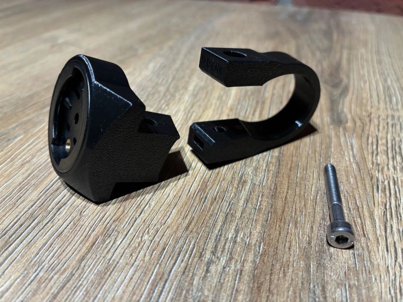 Trek Domane Gen4 držák radaru Garmin