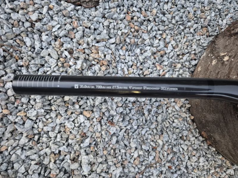 Karbonová řídítka Bontrager Line Pro 35 MTB