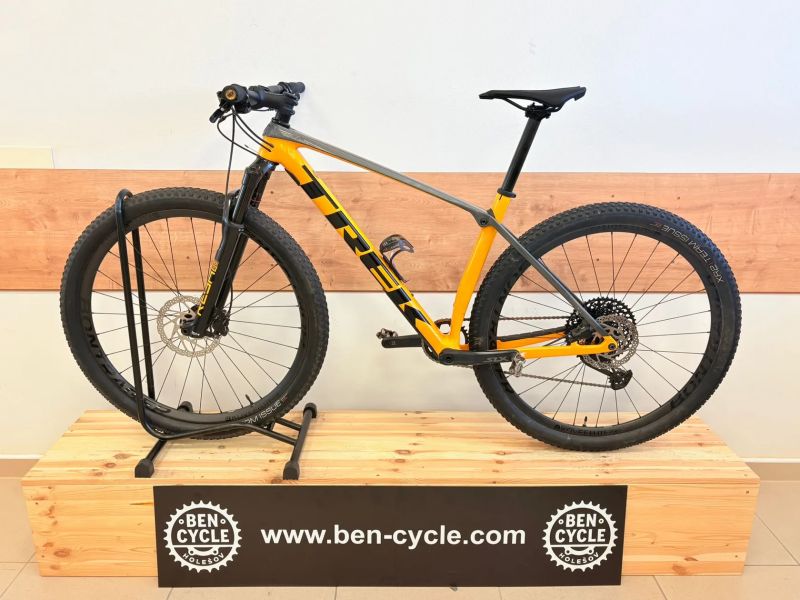 Trek PROCALIBER 9.7 karbonová kola 