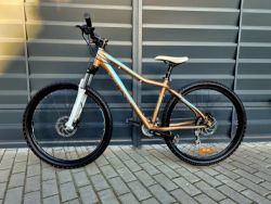 (92)Dámské/Dívčí horské kolo Kellys 27,5"