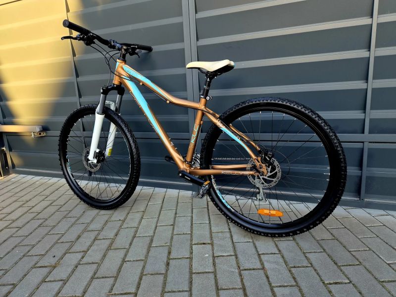 (92)Dámské/Dívčí horské kolo Kellys 27,5"