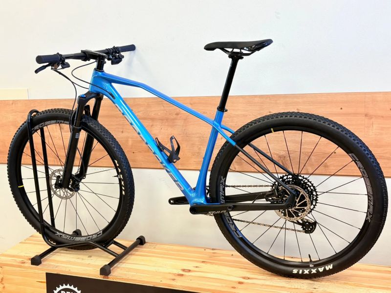 Mondraker Chrono carbon R AXS