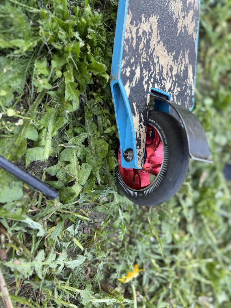 freestyle koloběžka BANDIT od značky Street Surfing