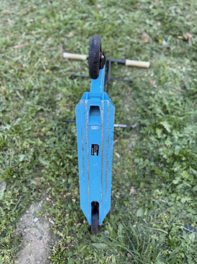 freestyle koloběžka BANDIT od značky Street Surfing