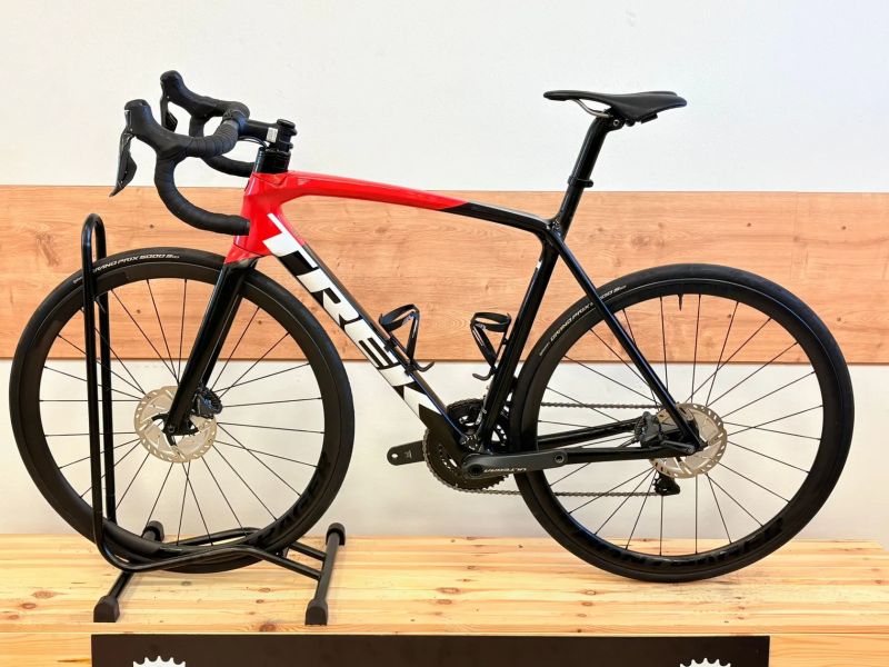 Trek Emonda sl6 di2 karbonová kola bontrager