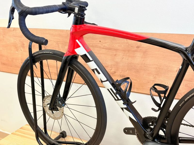 Trek Emonda sl6 di2 karbonová kola bontrager