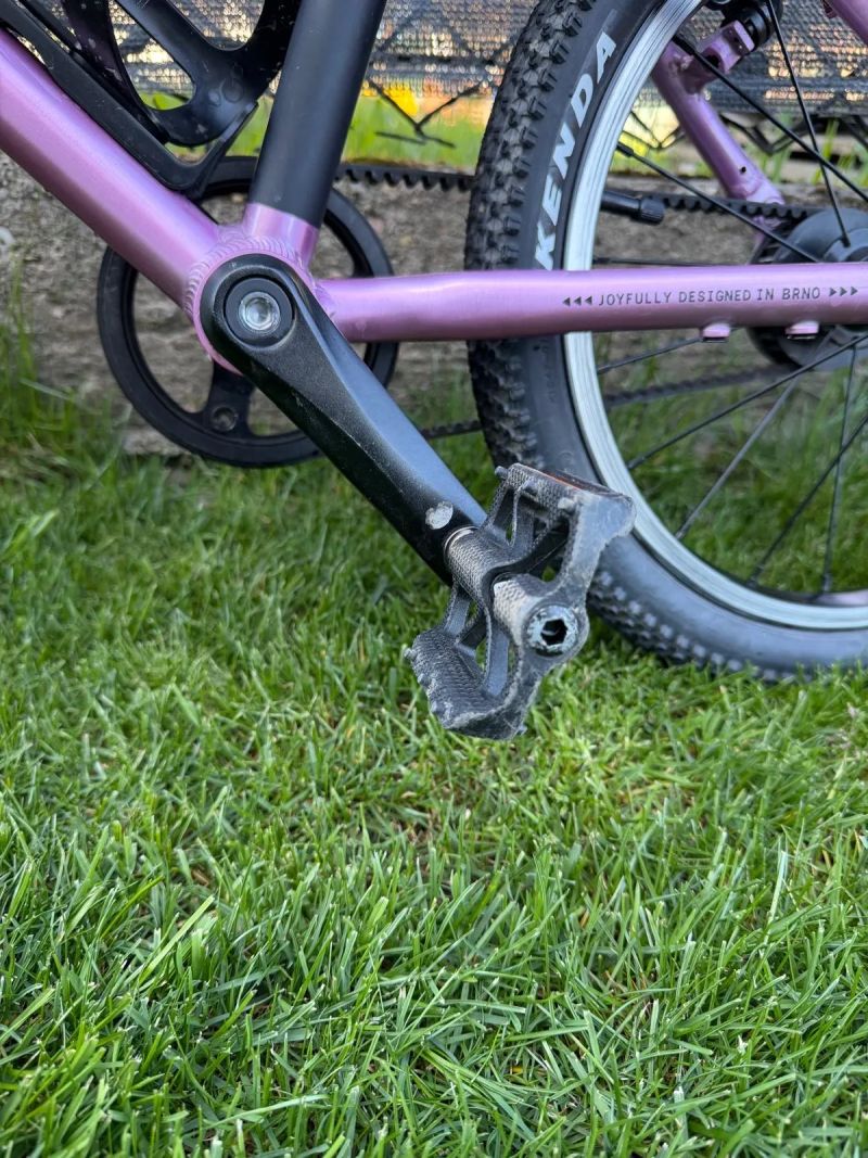 Rascal 16 – růžová, lehké dětské kolo, záruka