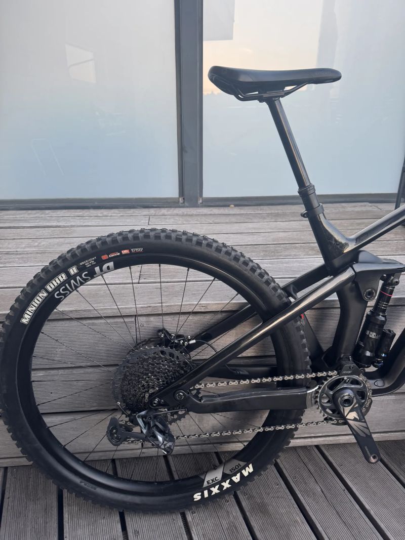 Canyon Strive CF 9