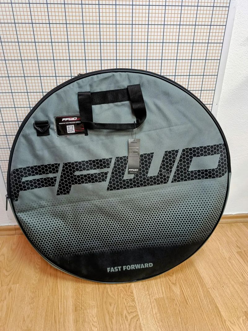 REZERVACE - Karbonová kola FFWD RYOT44 V2, DT240 2:1 EXP