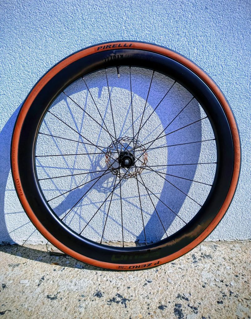 REZERVACE - Karbonová kola FFWD RYOT44 V2, DT240 2:1 EXP