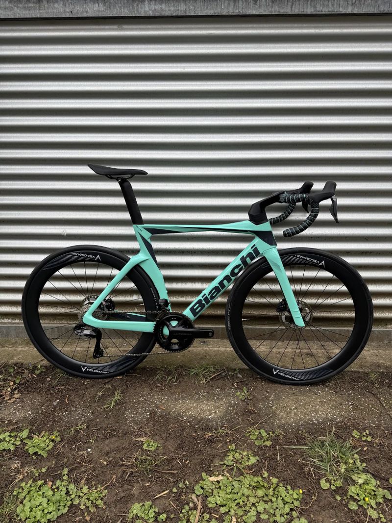 Bianchi Oltre - NOVÉ, ULTEGRA Di2, WATTMETR