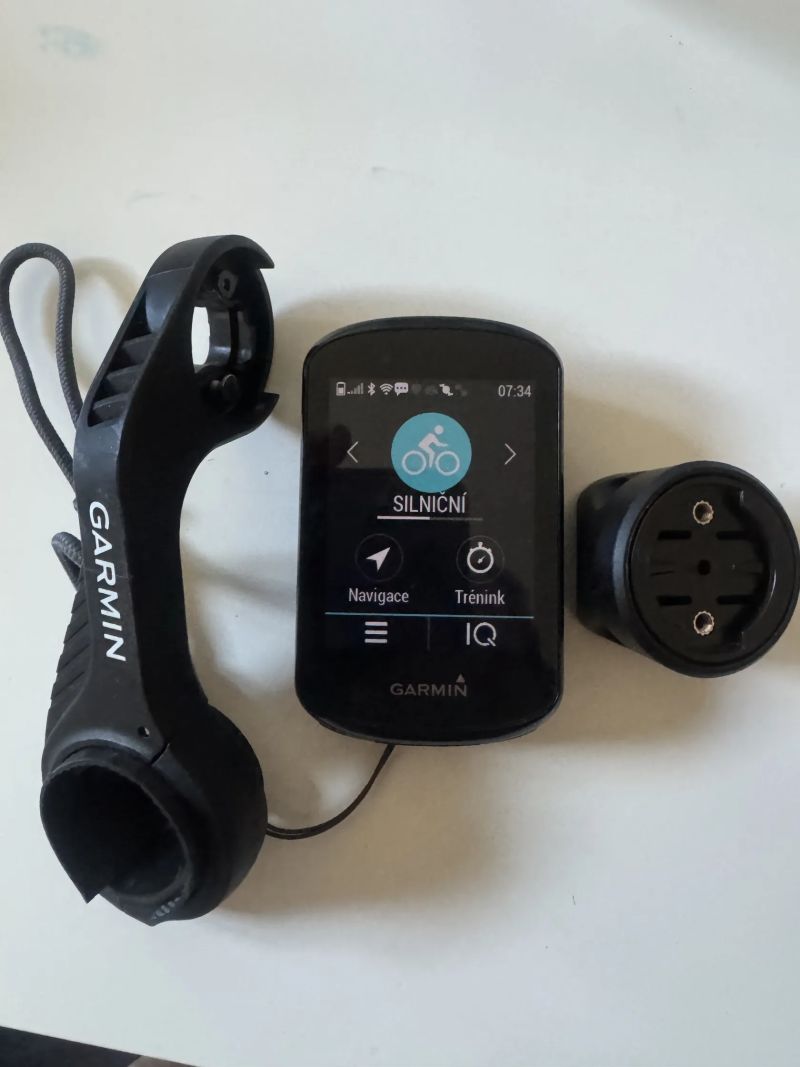Garmin Edge 830 Top stav