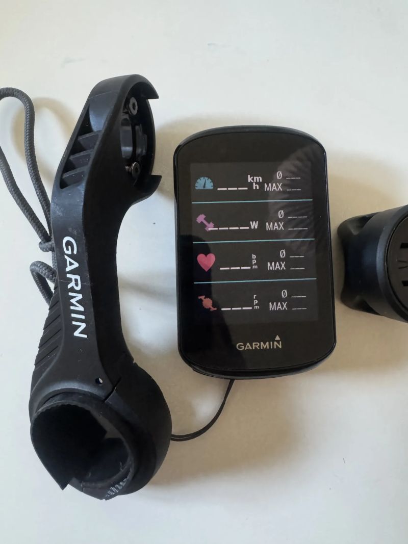 Garmin Edge 830 Top stav