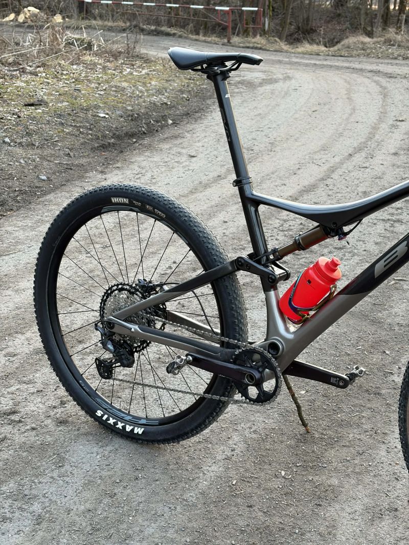 PŘI RYCHLÉM JEDNÁNÍ SLEVA! - BH LYNX RACE 8.5 velikost L