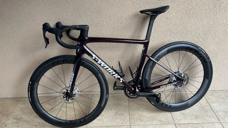 Specialized S-Works Tarmac SL8 Sram RED, nájezd 800km, vel. 54cm, záruka
