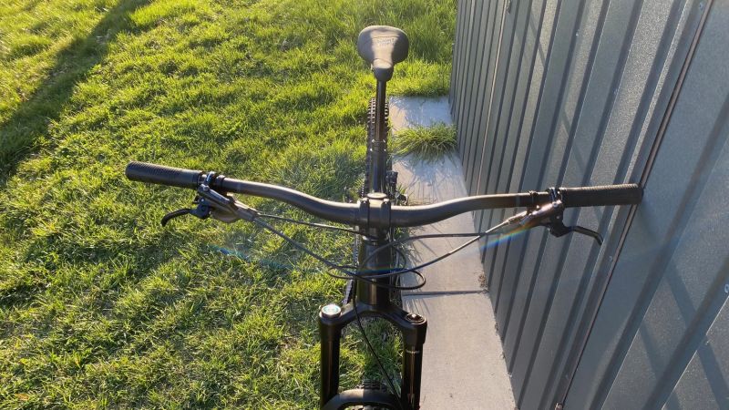 Horské kolo Trek Remedy 8