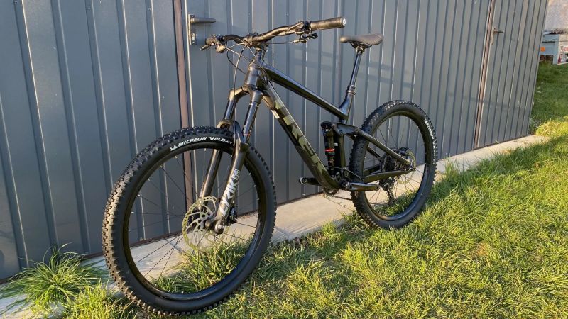 Horské kolo Trek Remedy 8