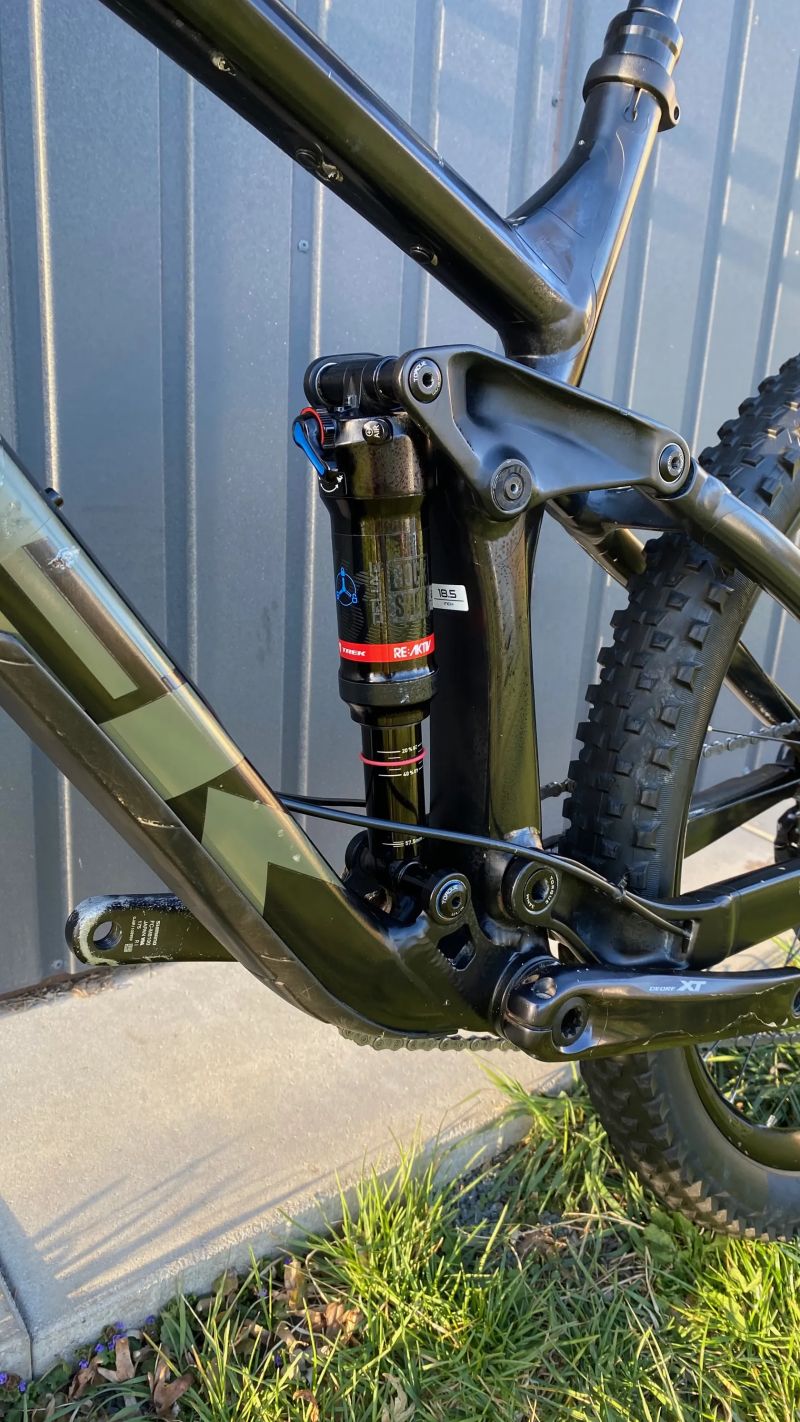 Horské kolo Trek Remedy 8