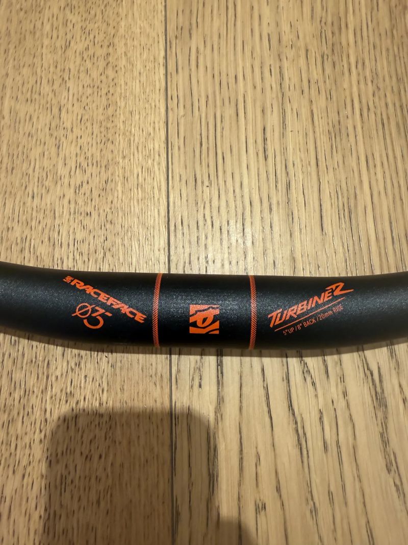 nová řídítka Race Face Turbine R