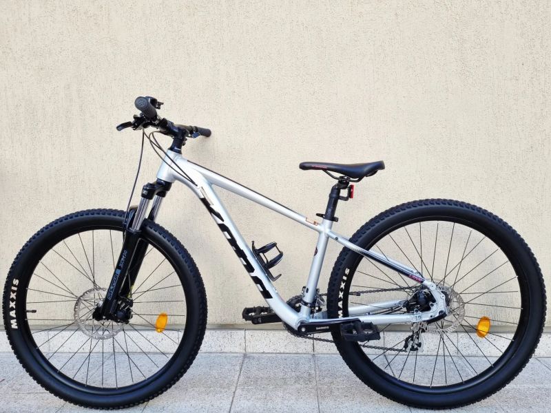 #39 Horské kolo Kona 27,5“, pro 150-170 cm, zánovní