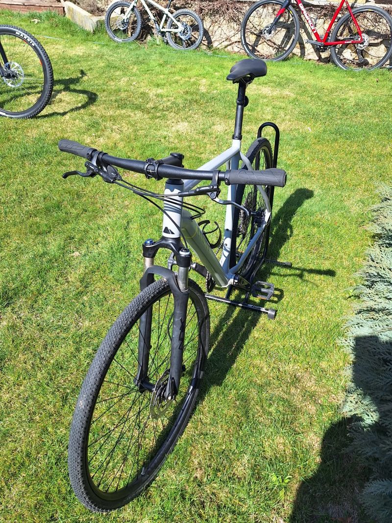 Canyon Pathlite 6 XL - trekové kolo s minimálním nájezdem