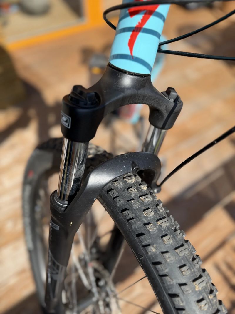 pánské horské kolo Specialized Pitch 27.5, velikost S, vhodné pro dospívajícího nebo dospělého menší