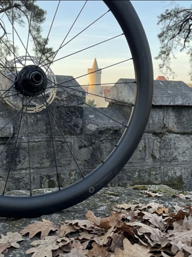 Nejetá karbonová kola Van Rysel 