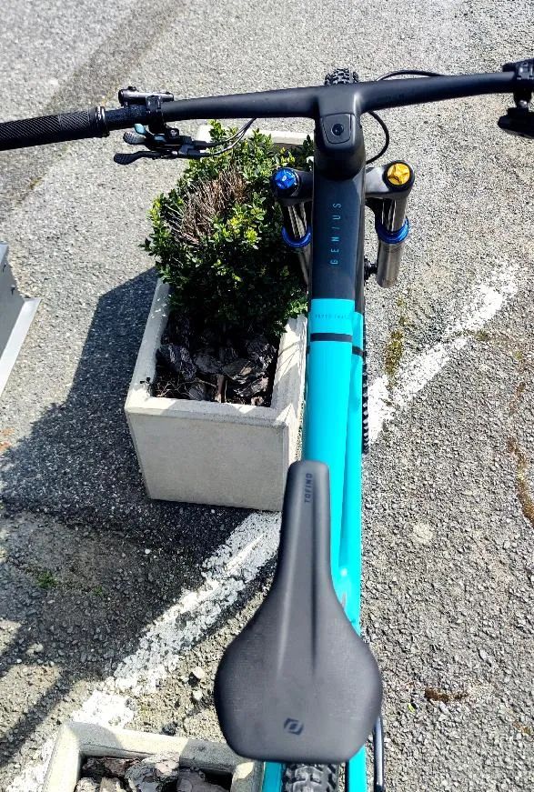 Prodám NOVÉ Scott Genius ST 910 vel. rámu S i M za cenu 79 990 Kč