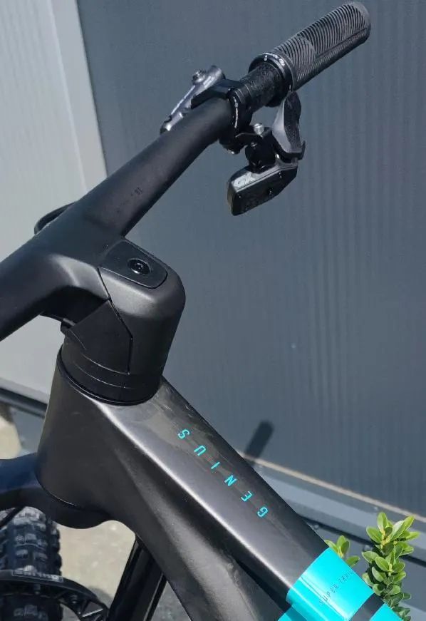 Prodám NOVÉ Scott Genius ST 910 vel. rámu S i M za cenu 79 990 Kč