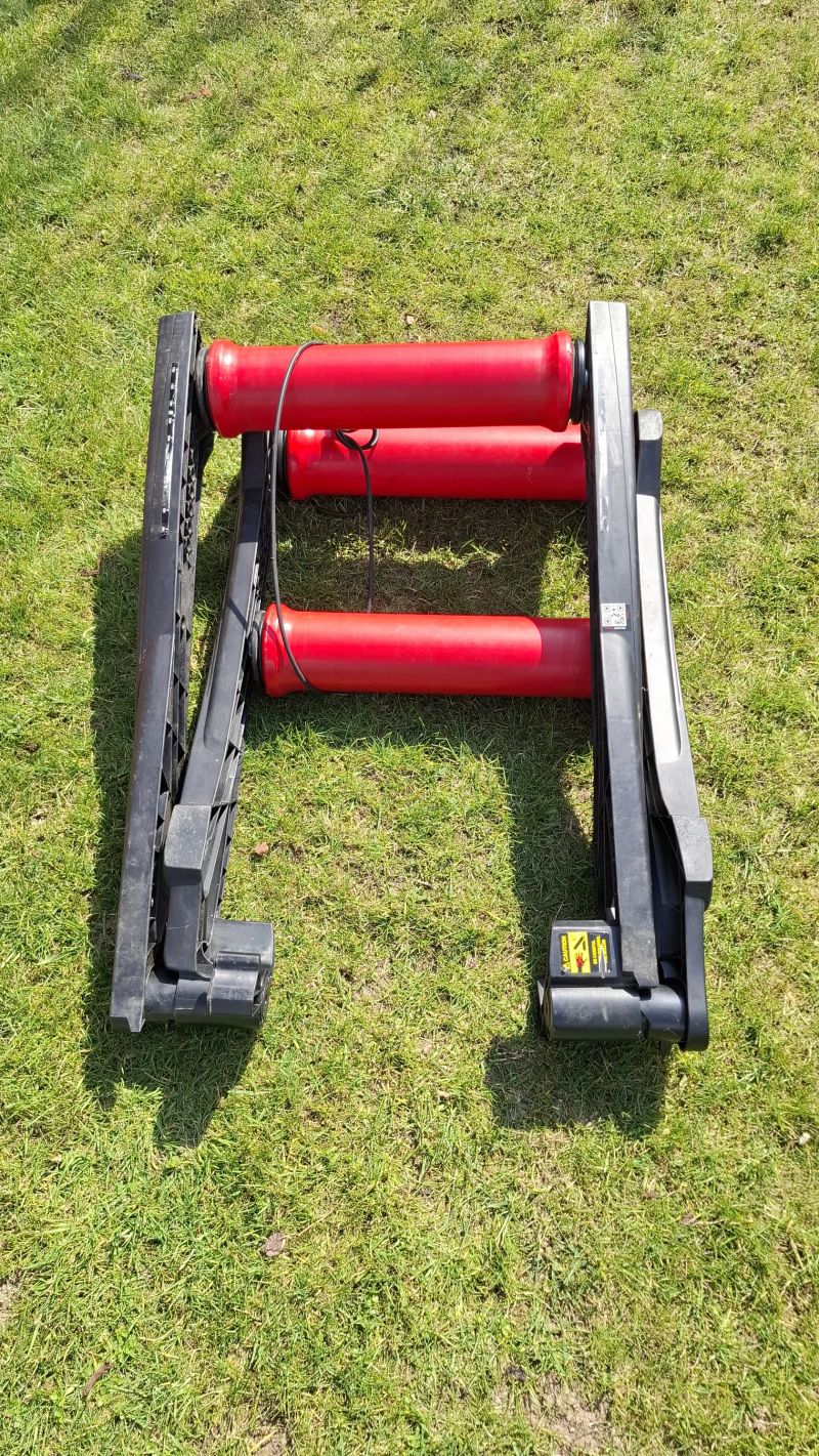 Válce Elite Arion - rozjíždění mladých závodníků