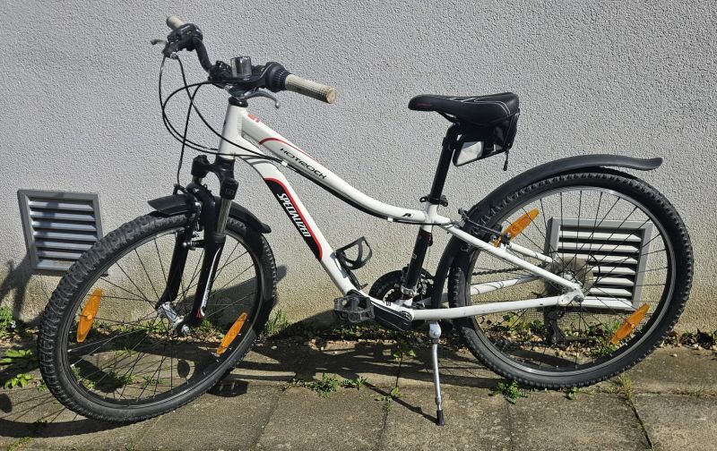 Specialized Hotrock 24