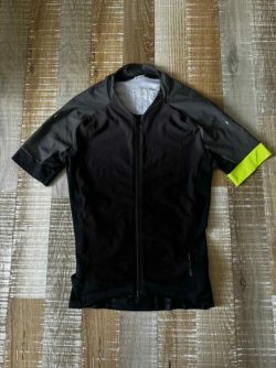 Daruji cyklistické dresy