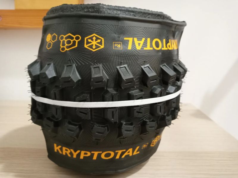 Continental Kryptotal 29' NOVÝ 