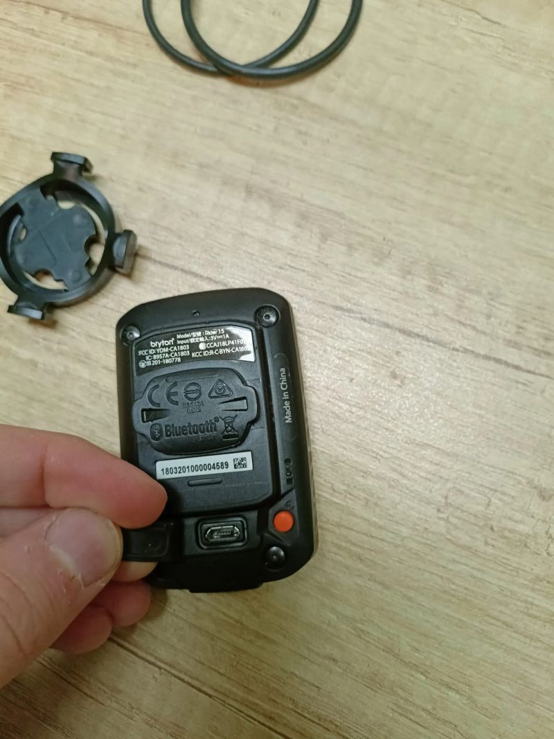 Gps tachometr bryton rider 15