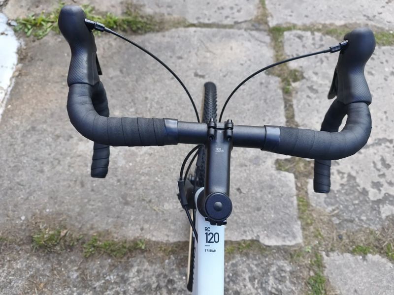 Zánovní gravel Triban RC120 s kotoučovými brzdami, M