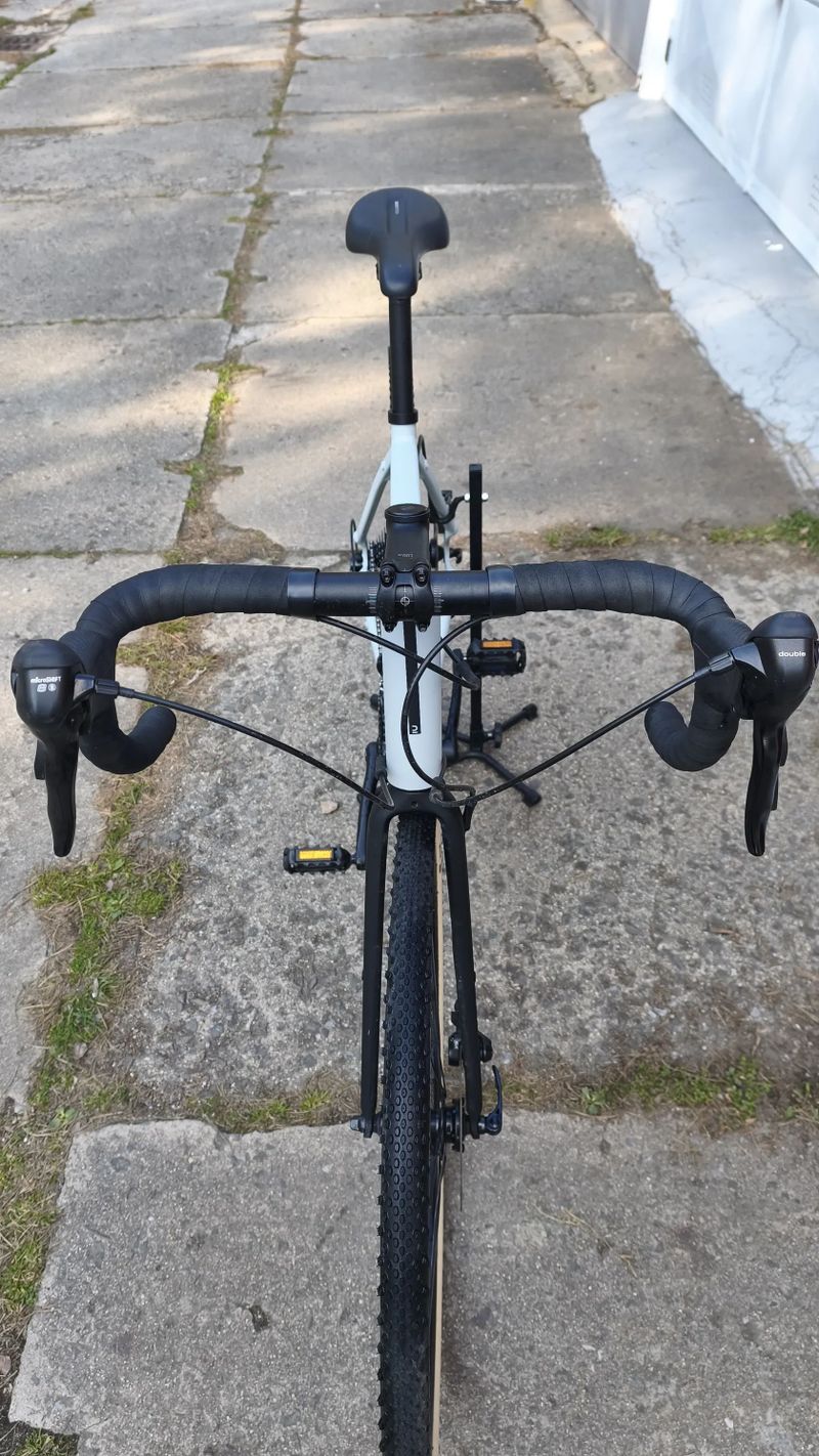 Zánovní gravel Triban RC120 s kotoučovými brzdami, M