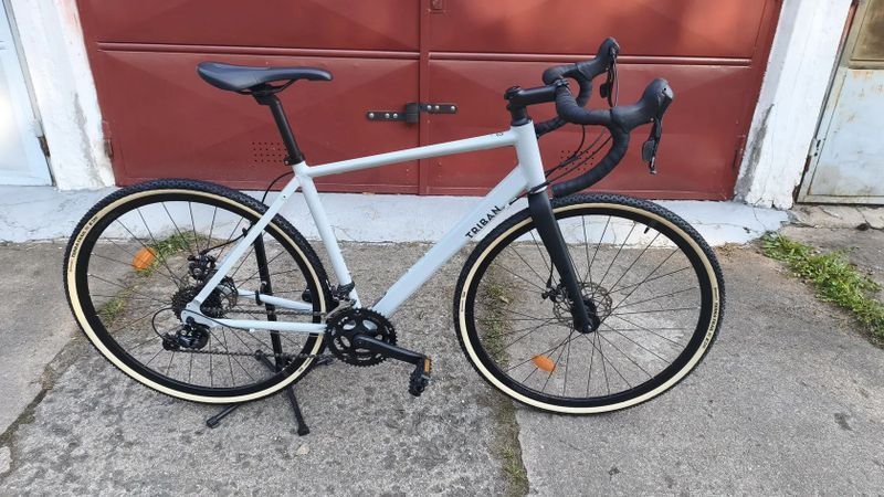 Zánovní gravel Triban RC120 s kotoučovými brzdami, M