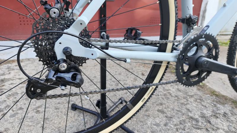 Zánovní gravel Triban RC120 s kotoučovými brzdami, M