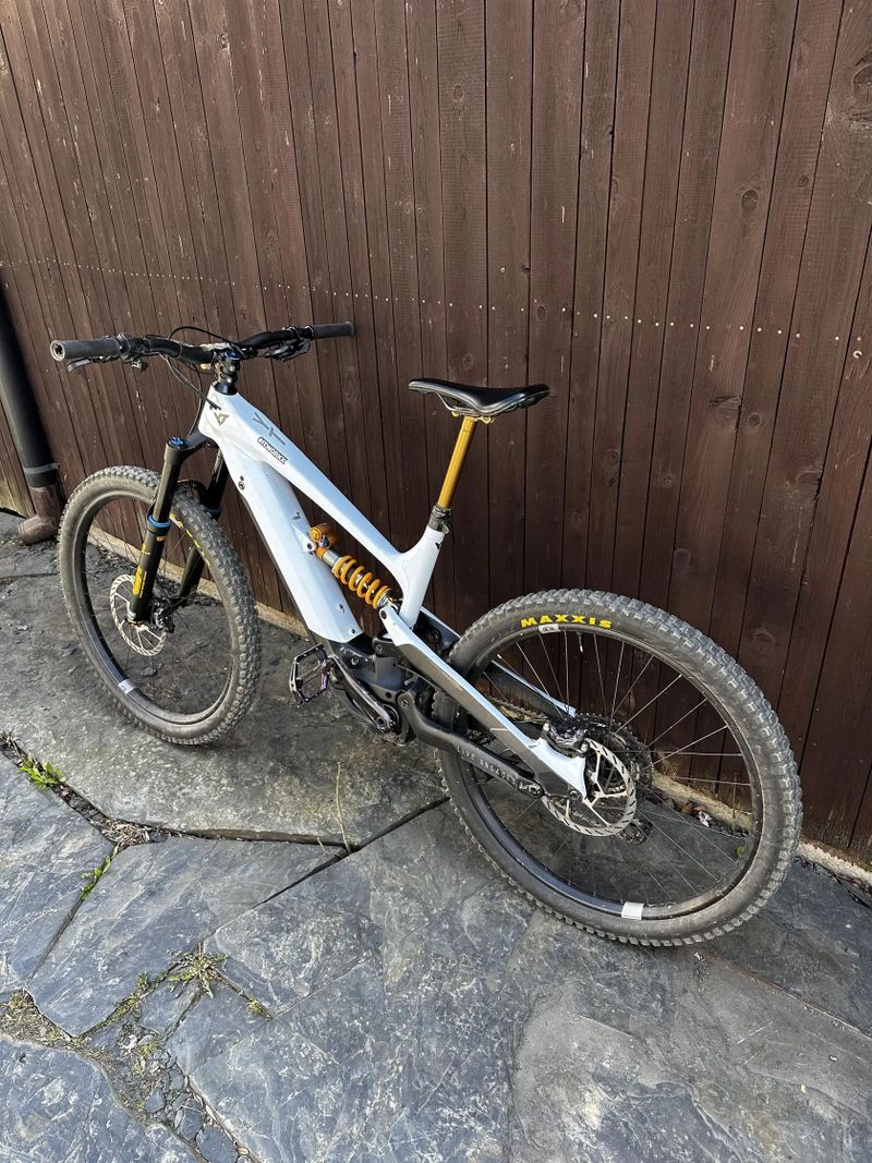 YT Industries Decoy