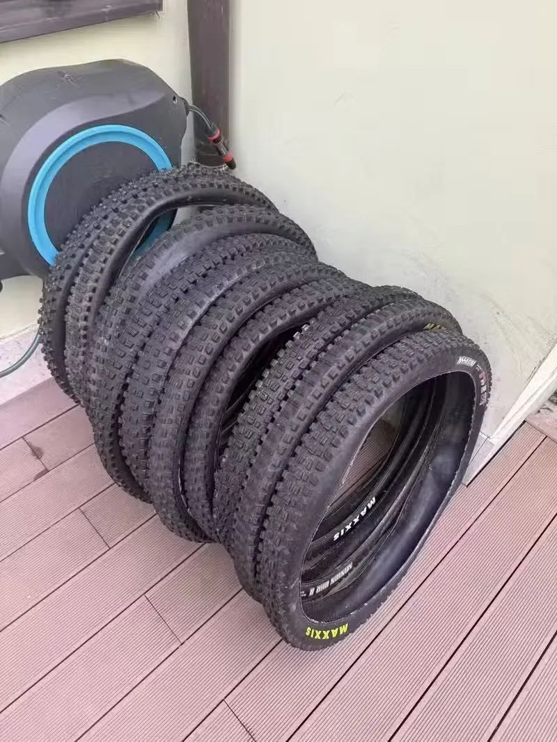 MAXXIS pláště