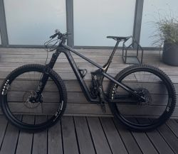 Canyon Strive CF 9