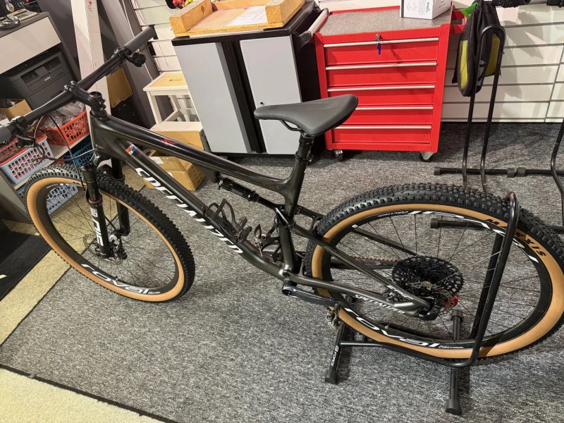 Specialized Epic Expert