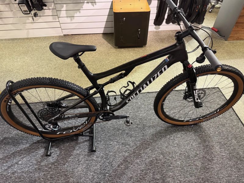 Specialized Epic Expert